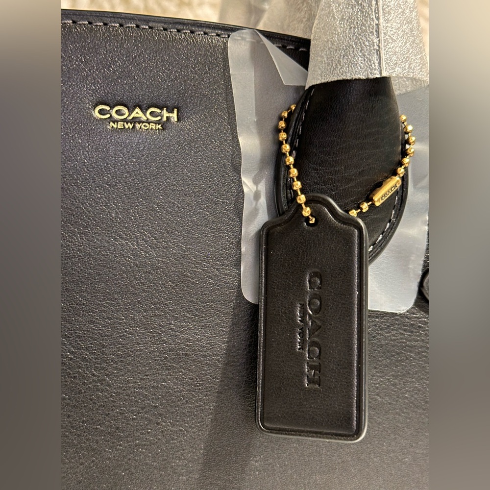 Coach Soft Empire Carryall Bag 28 (BLACK) - Picture 4 of 16